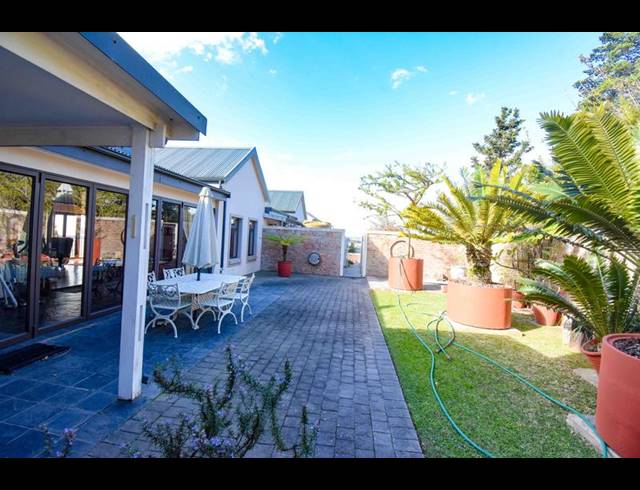 3 BEDROOM PROPERTY TO RENT IN KRAAIBOSCH MANOR